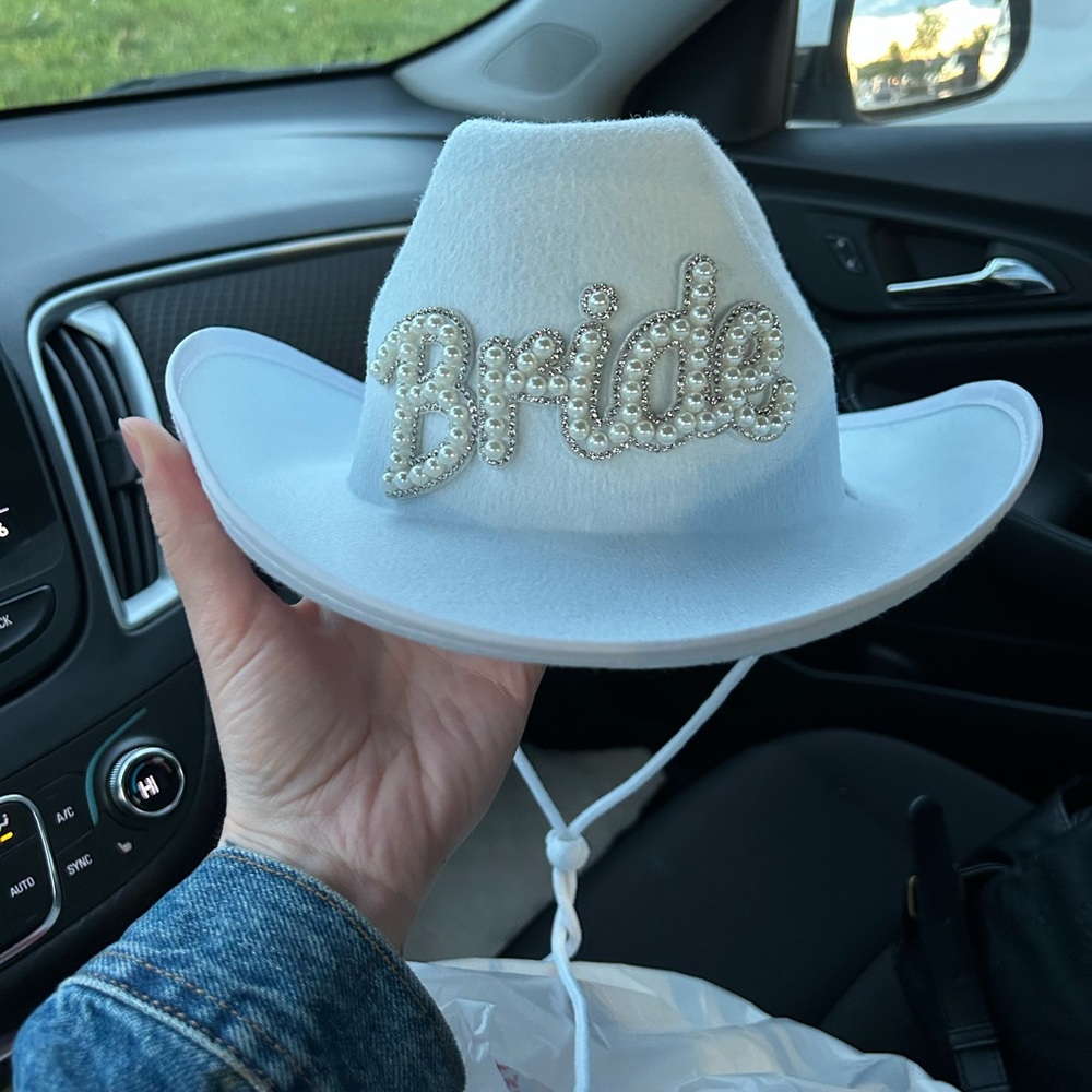 White Bride Cowboy Hat
